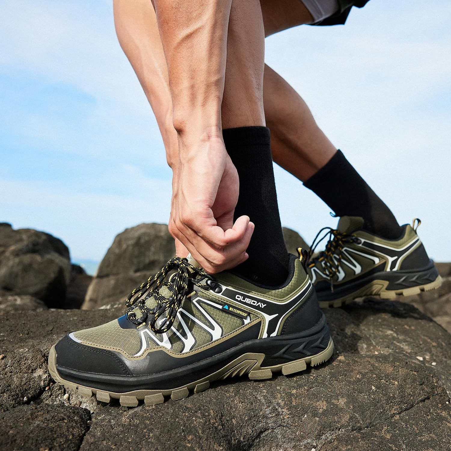 Queday Mens Waterproof Lightweight Hiking Shoes