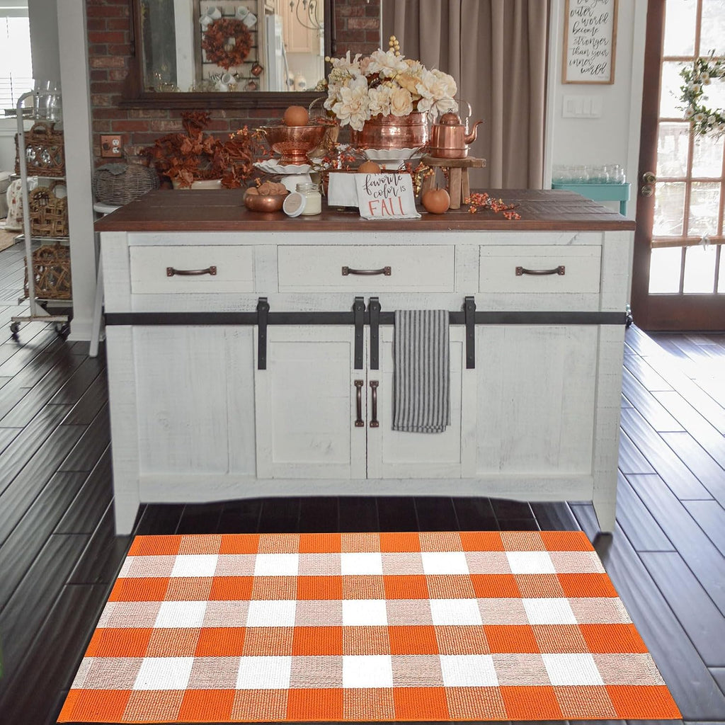 Fall Outdoor Rug Orange Buffalo Plaid Outdoor Rug Cotton Hand-Woven Buffalo Check Rug Layered Doormats for Front Door/Front Porch/Farmhouse/Entryway/Patio(Orange and White Plaid, 27.5'' x 43'')
