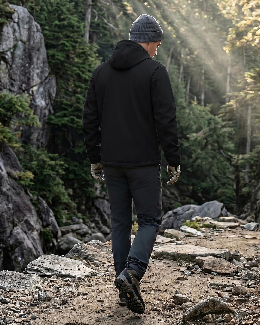 WULFUL Men's Lightweight Softshell Jacket Warm Fleece Lined Windbreaker Waterproof Soft Shell for Outdoor Hiking