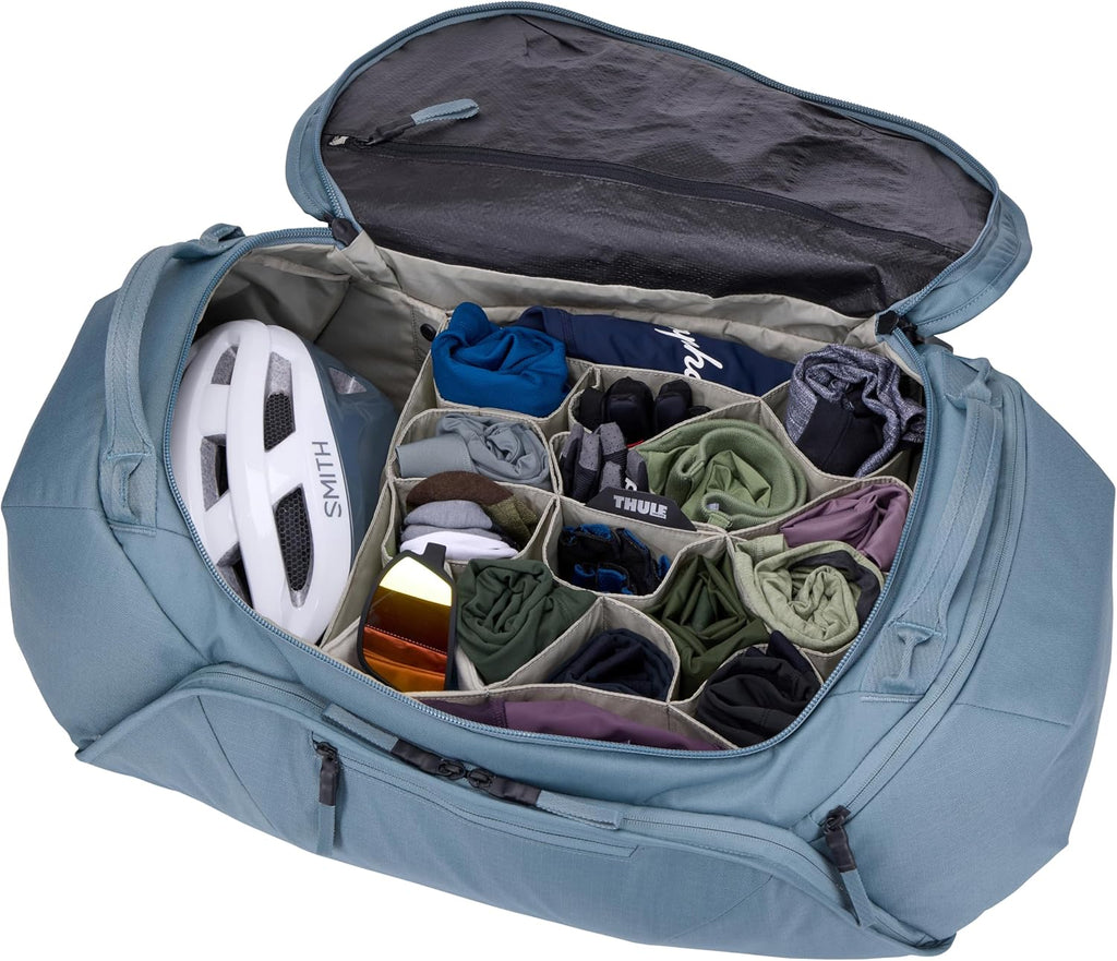 Thule RoundTrip 80L Duffel - Storage compartments to Organize and Protect Gear - Boot Bag for ski and Snowboard Travel - Soft Pocket for Goggles and Helmet - Dry Bag Included