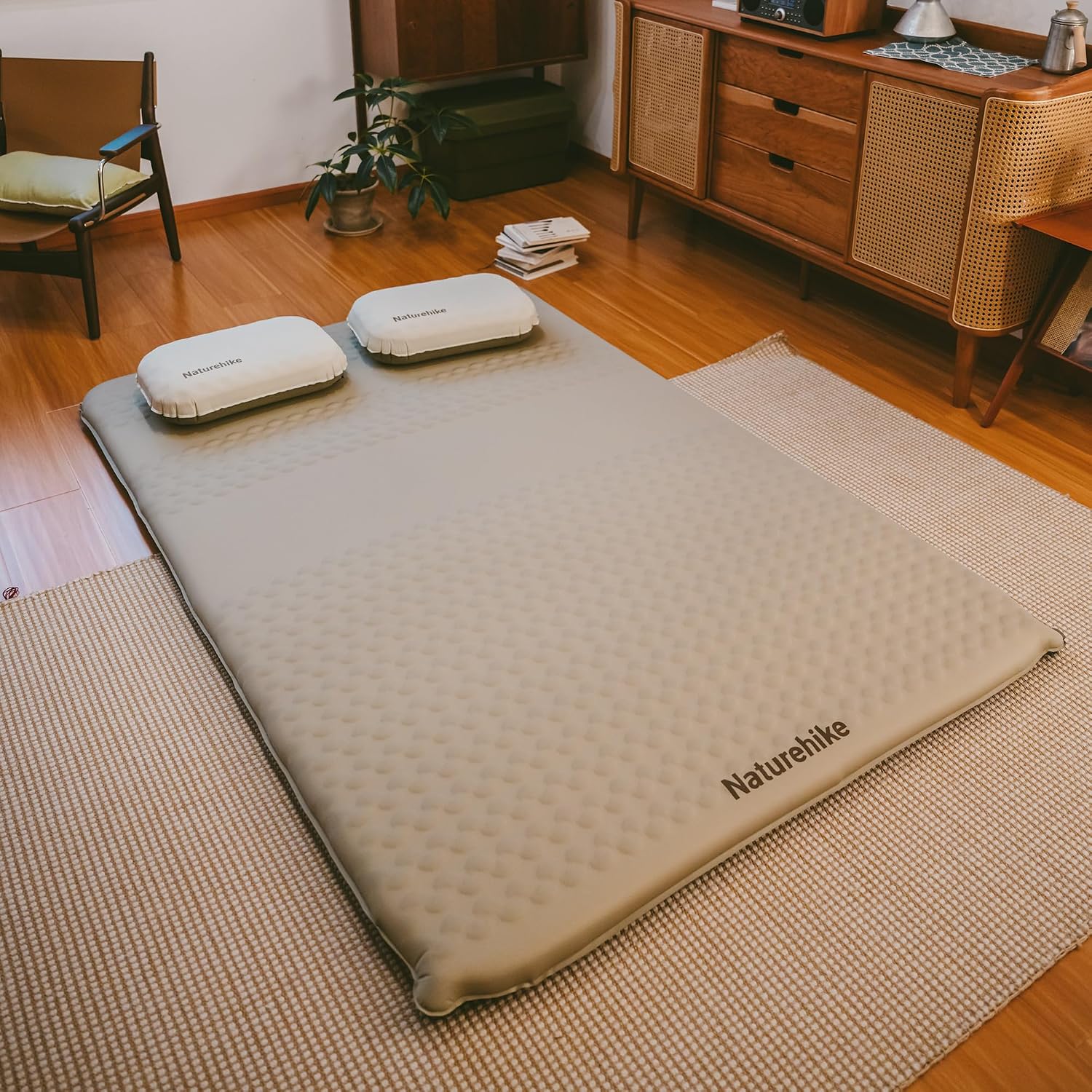 Naturehike 2.56’’ Thick Self Inflating Sleeping Pad for Camping with Foam