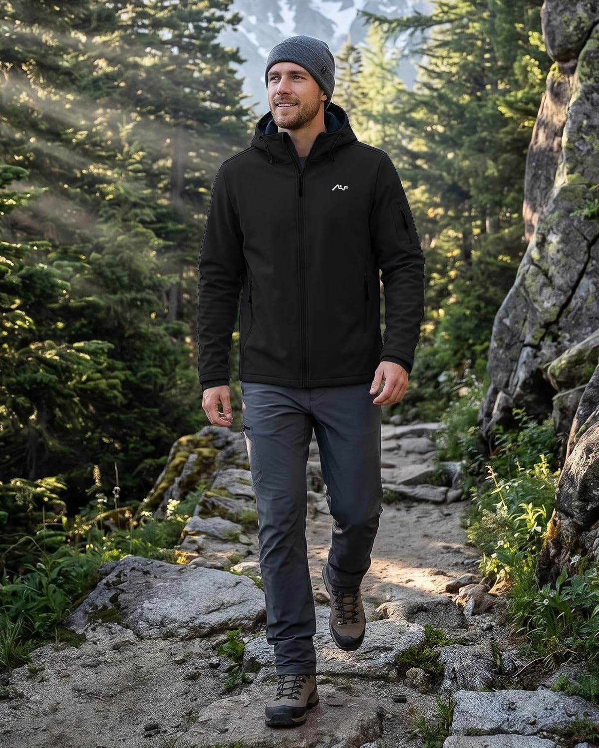WULFUL Men's Lightweight Softshell Jacket Warm Fleece Lined Windbreaker Waterproof Soft Shell for Outdoor Hiking