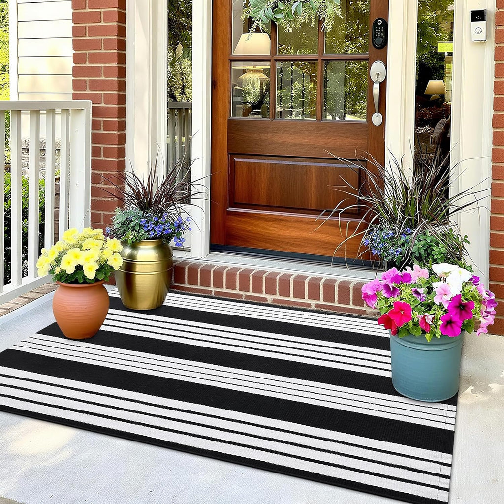 OLANLY Black and White Classic Striped Rug 2'4" x 3'7" (27.5" x 43")