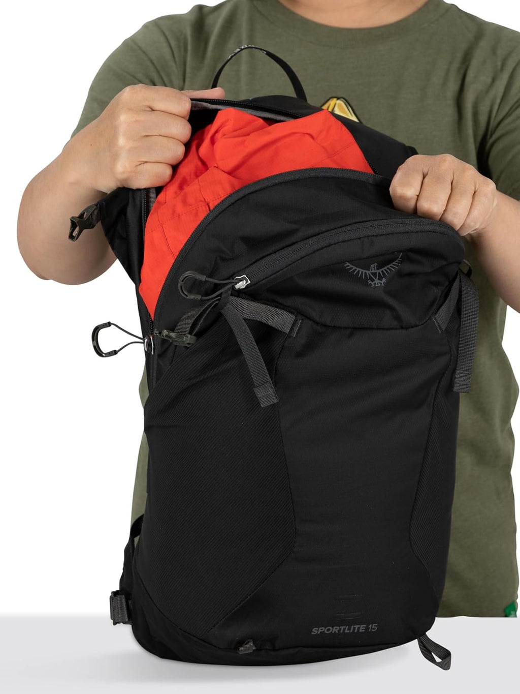 Osprey Sportlite 15L Unisex Hiking Backpack, Pine Leaf Green