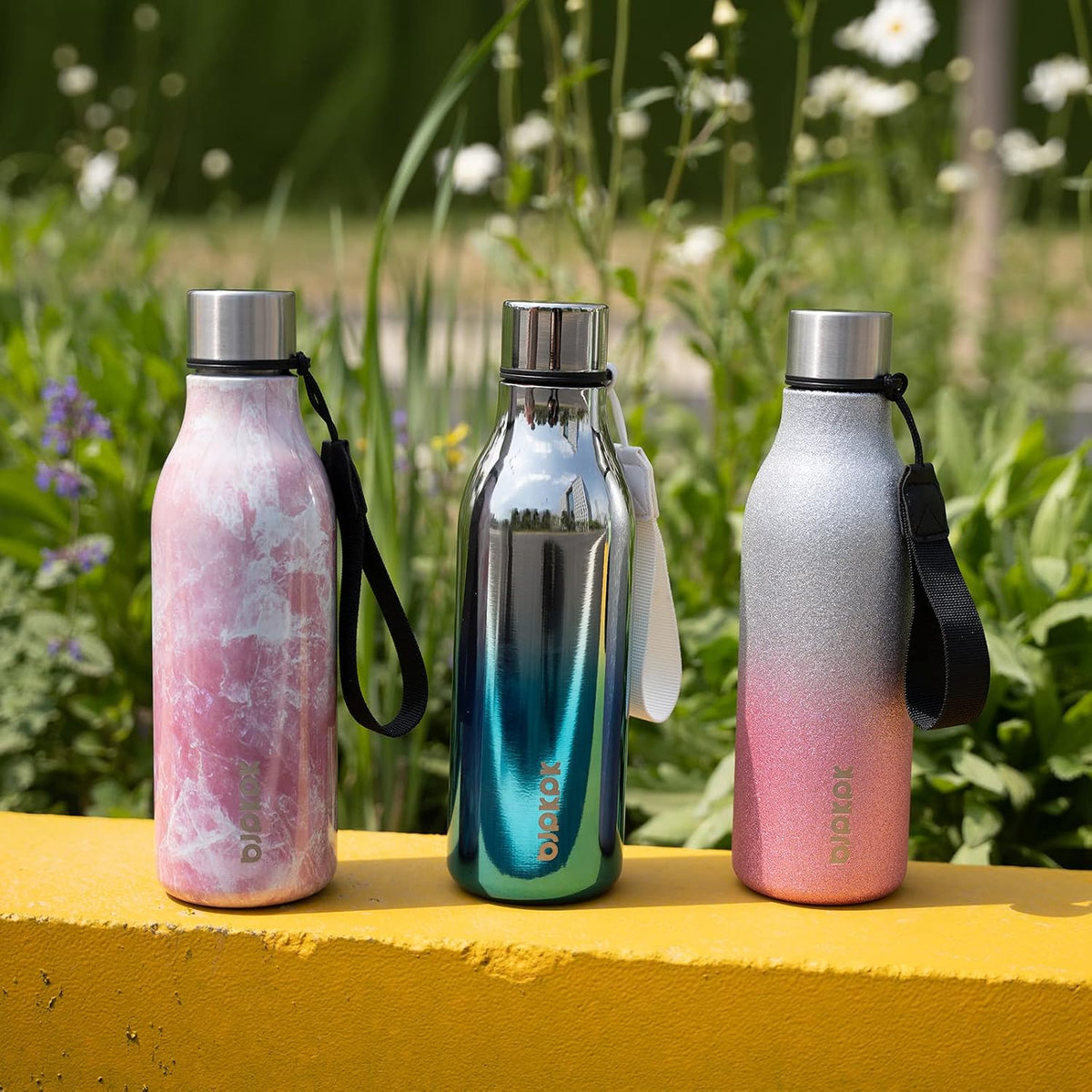 BJPKPK 18oz Insulated Water Bottle, Stainless Steel Bottle with Carry Strap