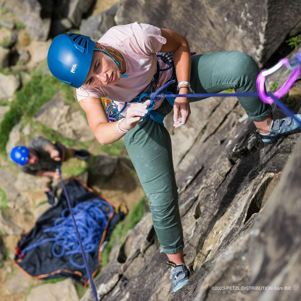 PETZL Power Crunch Rock Climbing Chalk