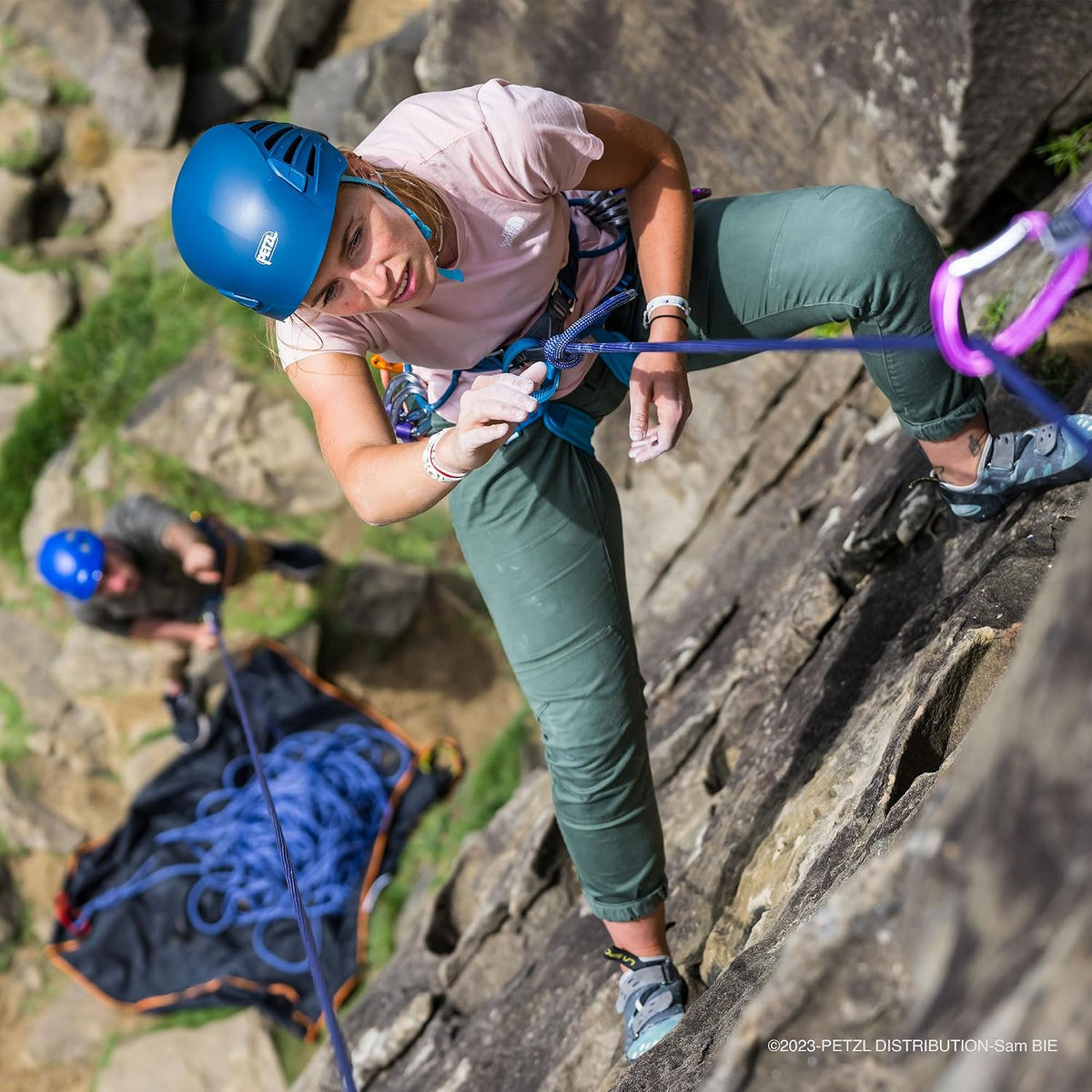 PETZL Power Crunch Rock Climbing Chalk