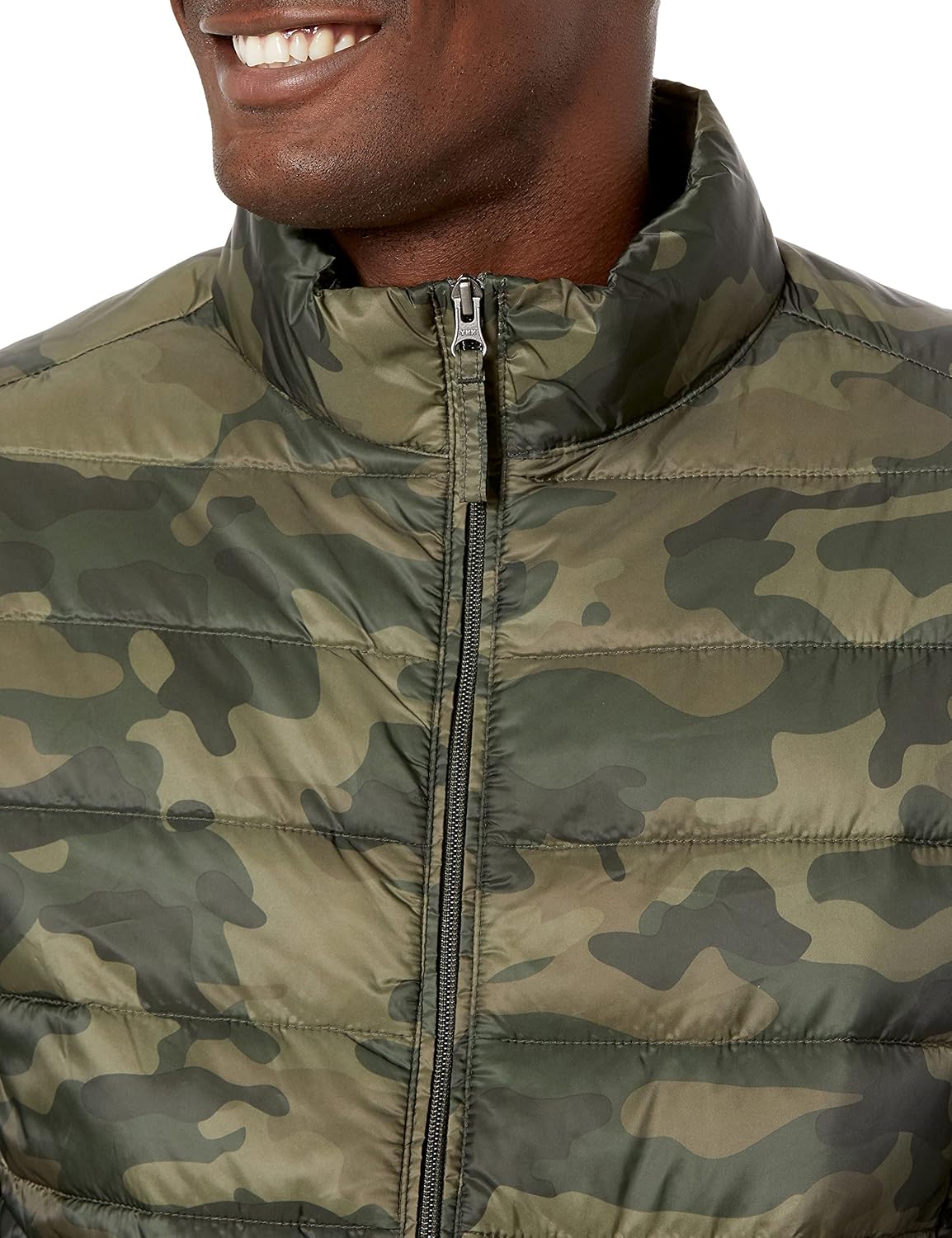 Amazon Essentials Men's Packable Lightweight Water-Resistant Puffer Jacket (Available in Big & Tall)