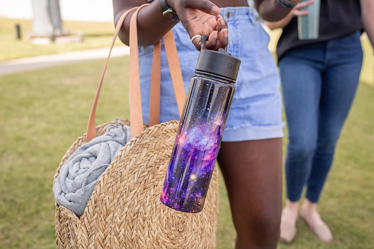 Simple Modern Insulated Water Bottle with Straw | 22oz | Black