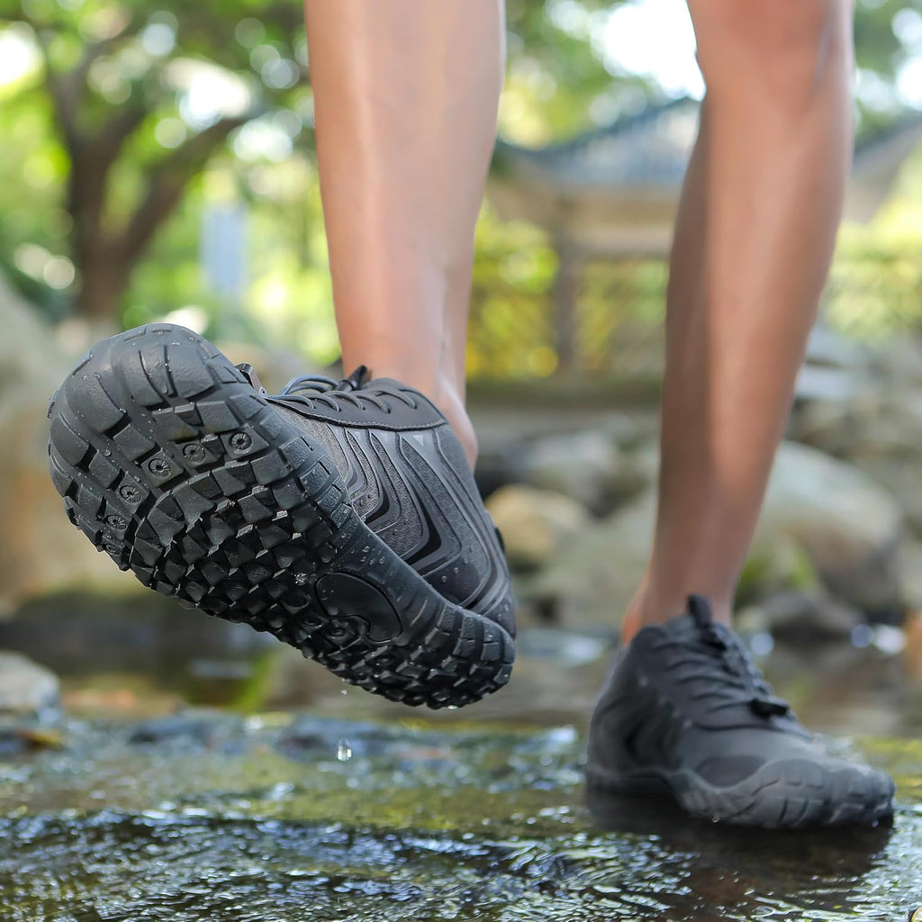 UBFEN Water Shoes for Men and Women Quick Dry Barefoot Hiking Swim Footwear