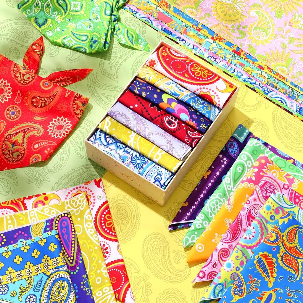 Sanwuta 100 Pcs Summer Paisley Hawaiian Dog Bandana Bulk Pet Triangle Scarf Bibs Bandanas for Dog Washable Kerchief Adjustable Grooming Supplies for Small Medium Large Seasonal Cat Costume Accessories