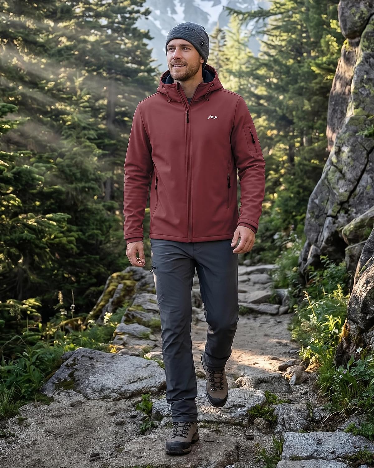 WULFUL Men's Lightweight Softshell Jacket Warm Fleece Lined Windbreaker Waterproof Soft Shell for Outdoor Hiking