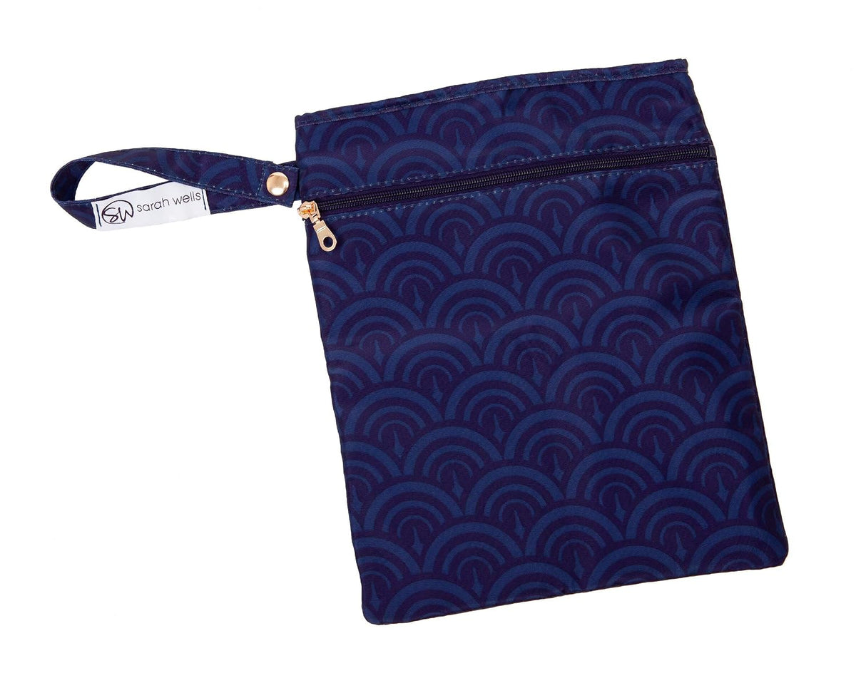 Sarah Wells Pumparoo Wet/Dry Bag with Staging Mat (Deco)
