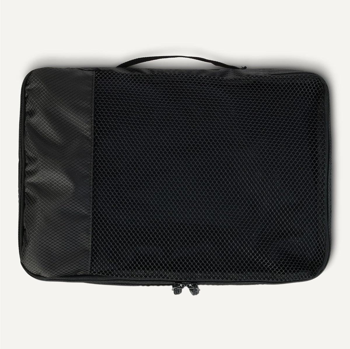 Amazon Essentials 4-Piece Packing Cubes Travel Accessories Set, Luggage Organizer with Double Zipper, Mesh Top, Space-Saving, Medium, Black (Previously Amazon Basics)