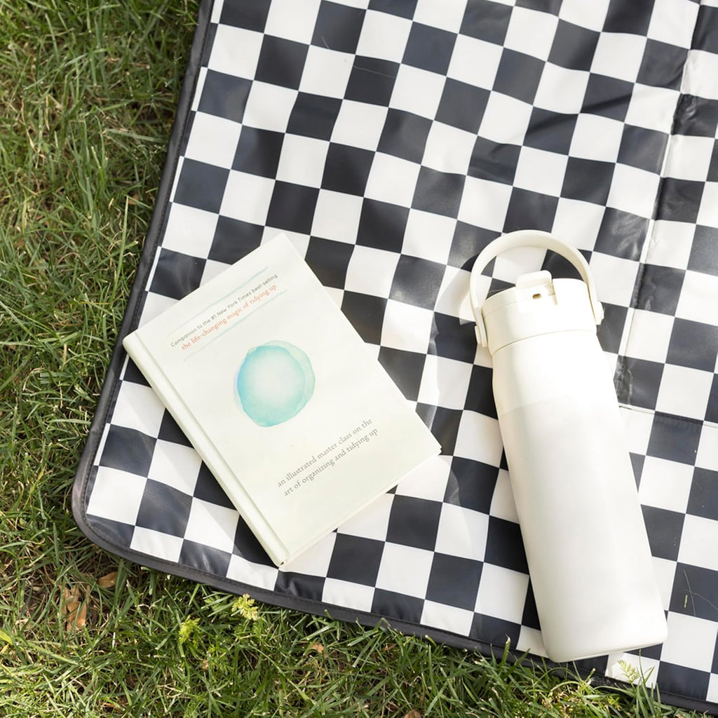 Tiny Twinkle Waterproof Picnic Blanket | 5'x7' 100% Recycled Polyester, Sandproof, Foldable & Portable for Beach, Camping, Travel（Black Checkers）