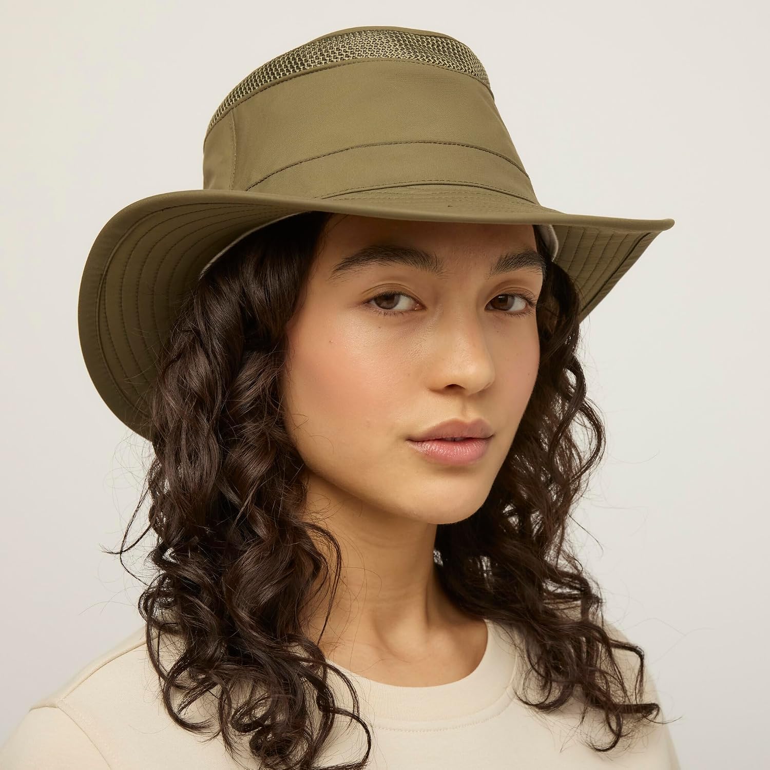 Tilley Womens Ltm5 Airflo Medium Brim Recycled Sun Hat, Olive, 7.75 US