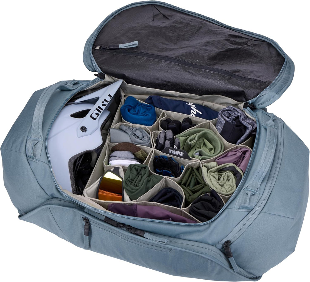 Thule RoundTrip 80L Duffel - Storage compartments to Organize and Protect Gear - Boot Bag for ski and Snowboard Travel - Soft Pocket for Goggles and Helmet - Dry Bag Included