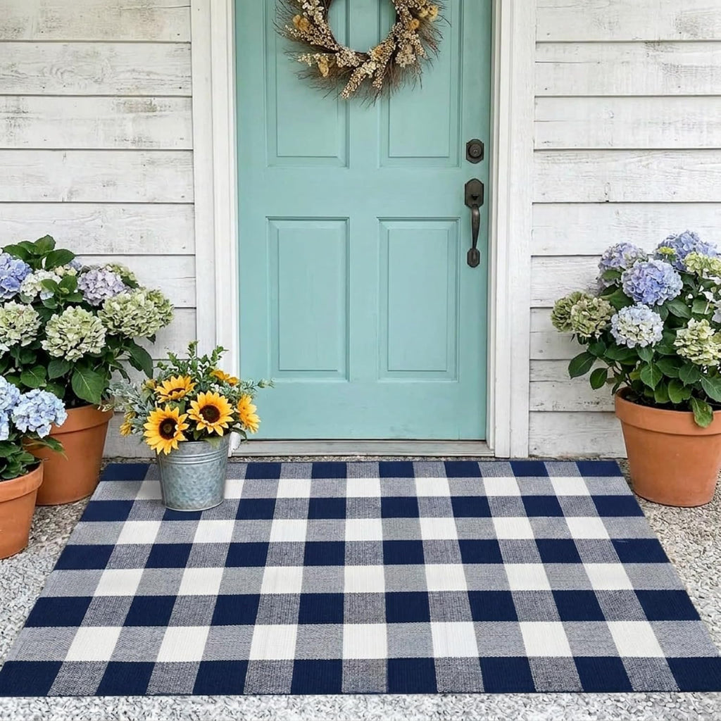 MUBIN Cotton Buffalo Plaid Rug, 3' x 5' Navy Blue White Outdoor Rug Front Door Decorative Mat, Washable Doormat Foldable Area Rug Layered Door Mats Rug for Front Porch, Entryway, Patio