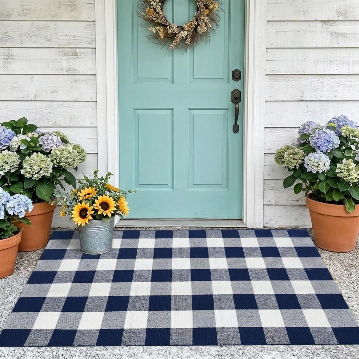 MUBIN Cotton Buffalo Plaid Rug, 3' x 5' Navy Blue White Outdoor Rug Front Door Decorative Mat, Washable Doormat Foldable Area Rug Layered Door Mats Rug for Front Porch, Entryway, Patio