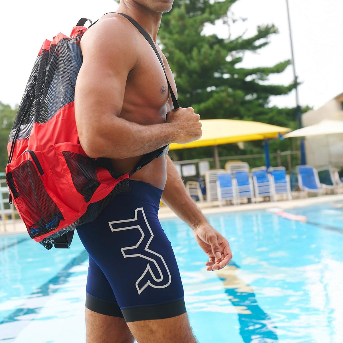 TYR Big Mesh Mummy Backpack, Charcoal/Red