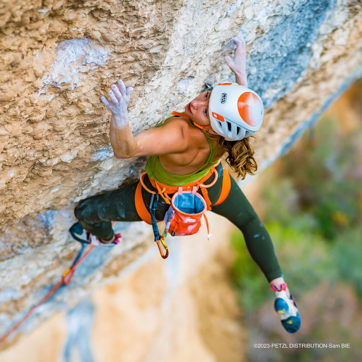 PETZL Power Crunch Rock Climbing Chalk