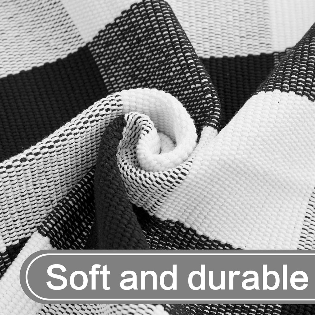 MUBIN Fall Decor Cotton Buffalo Plaid Rug, 3' x 5' Black and White Outdoor Rug Front Door Decorative Mat, Washable Doormat Foldable Area Rug Layered Door Mats Rug for Front Porch, Entryway, Patio