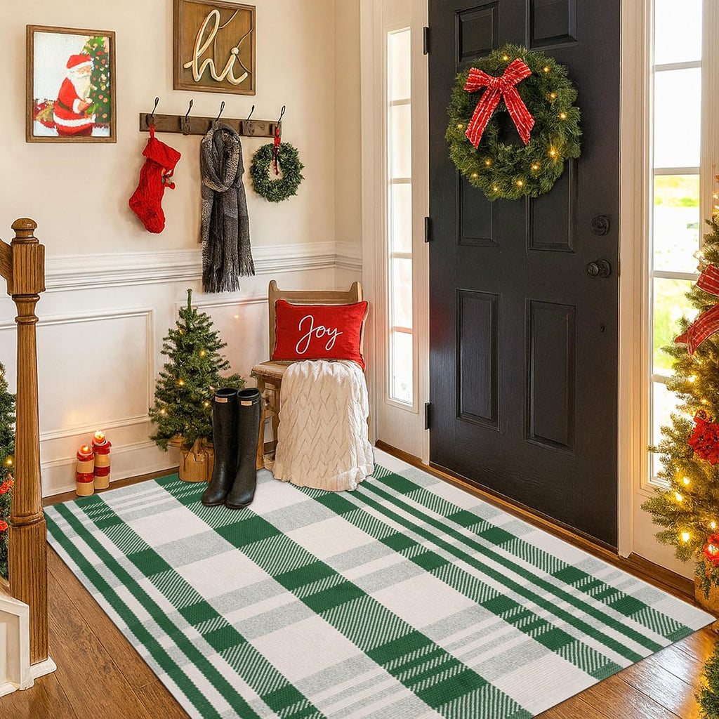 Christmas Green & White Check Rug - 28 x 43 Inches Outdoor Front Door Decor Mat Cotton Washable Hand-Woven Rug Christmas New Year Holiday Porch Entryway Layered Doormat