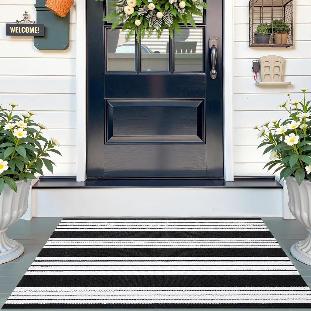 OLANLY Black and White Classic Striped Rug 2'4" x 3'7" (27.5" x 43")