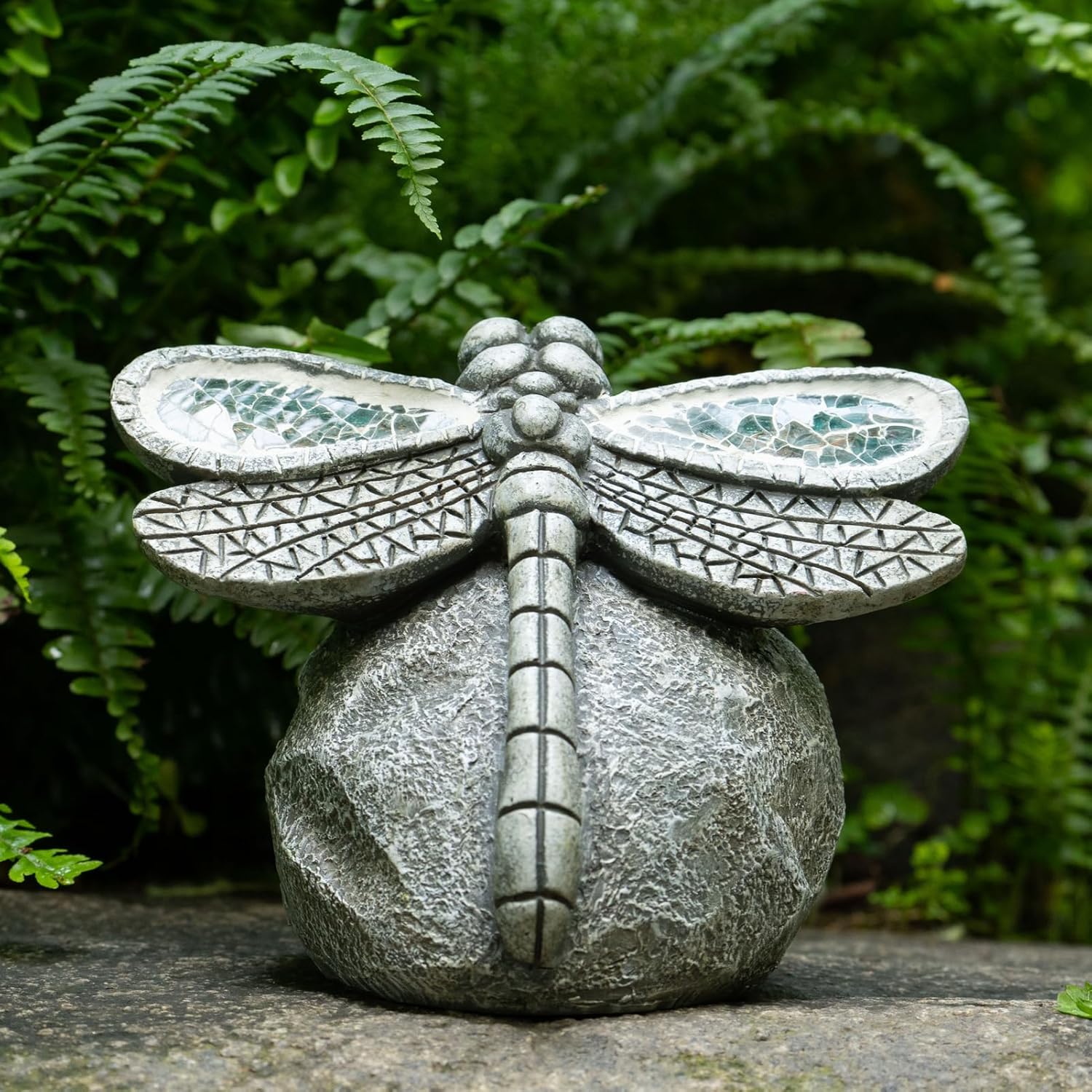 Rezpuao Garden Statue Dragonfly,Solar Dragonfly Decor for Outdoor,Resin Dragonflies Figurine with Solar Light for Patio,Balcony,Yard,Lawn Ornament,Perfect Garden Gift