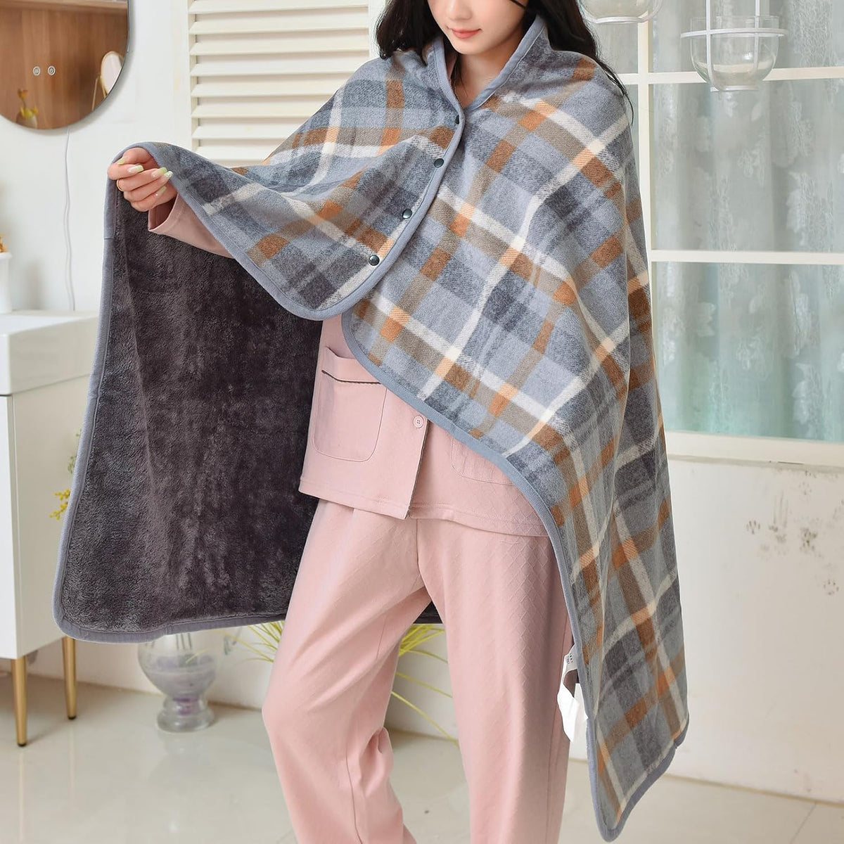 forestfish Fleece Wearable Blanket Oversized, Comfy Lightweight Lap Blanket Poncho Throw With Buttons, 63“x 55” (Grey, Medium(55”x39”))