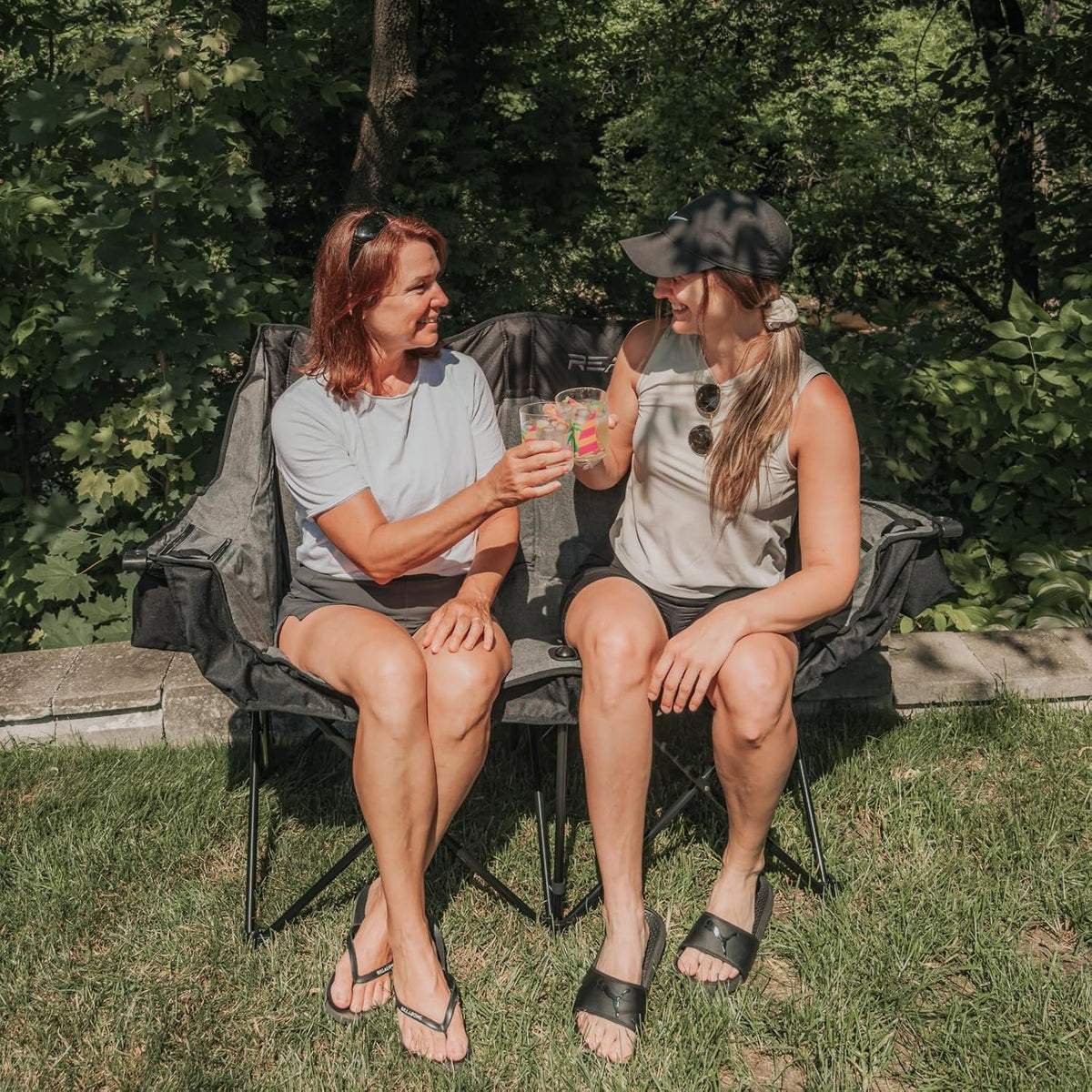 REALEAD Double Camping Chair Heavy Duty Camping Couch Support 650 lbs