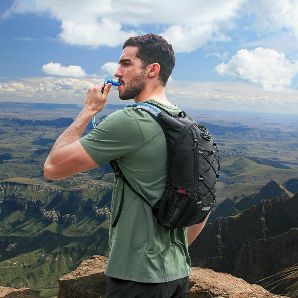 Lightweight Hydration Backpack, Running Backpack with 2L Water Bladder