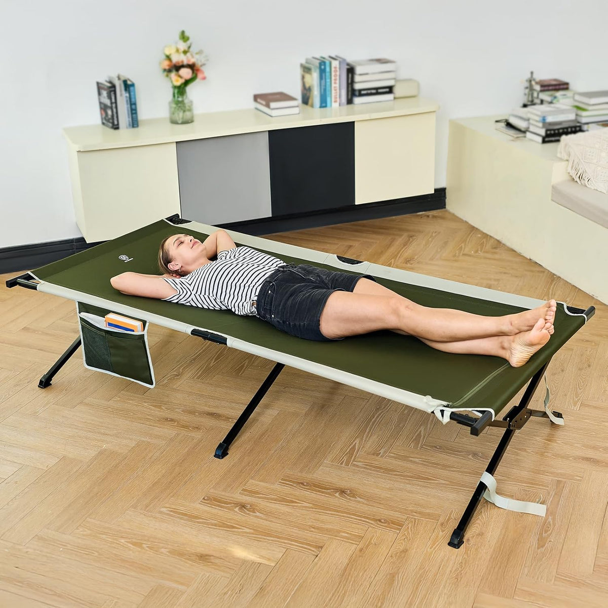 EVER ADVANCED Extra Wide Camping Cot for Adults Oversized XXL Sleeping Cots Folding Cot Bed with Carry Bag, 84.3" L x 41.9" W, Support to 550 lbs