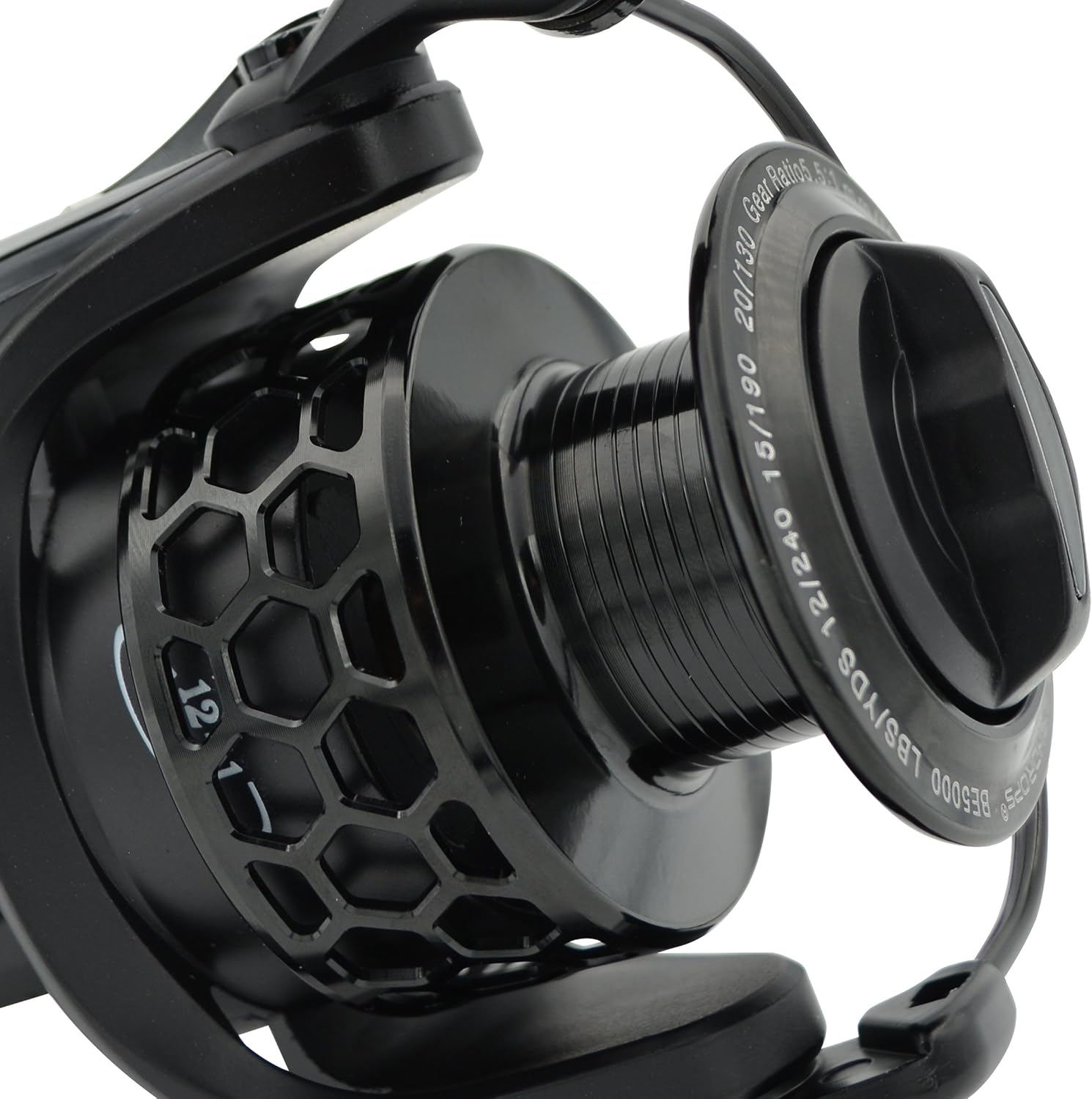 Fishdrops Spinning Fishing Reels 12+1BB Ultra Lightweight Carved Aluminum Spool Reels Affordable Smooth Spinning Reels