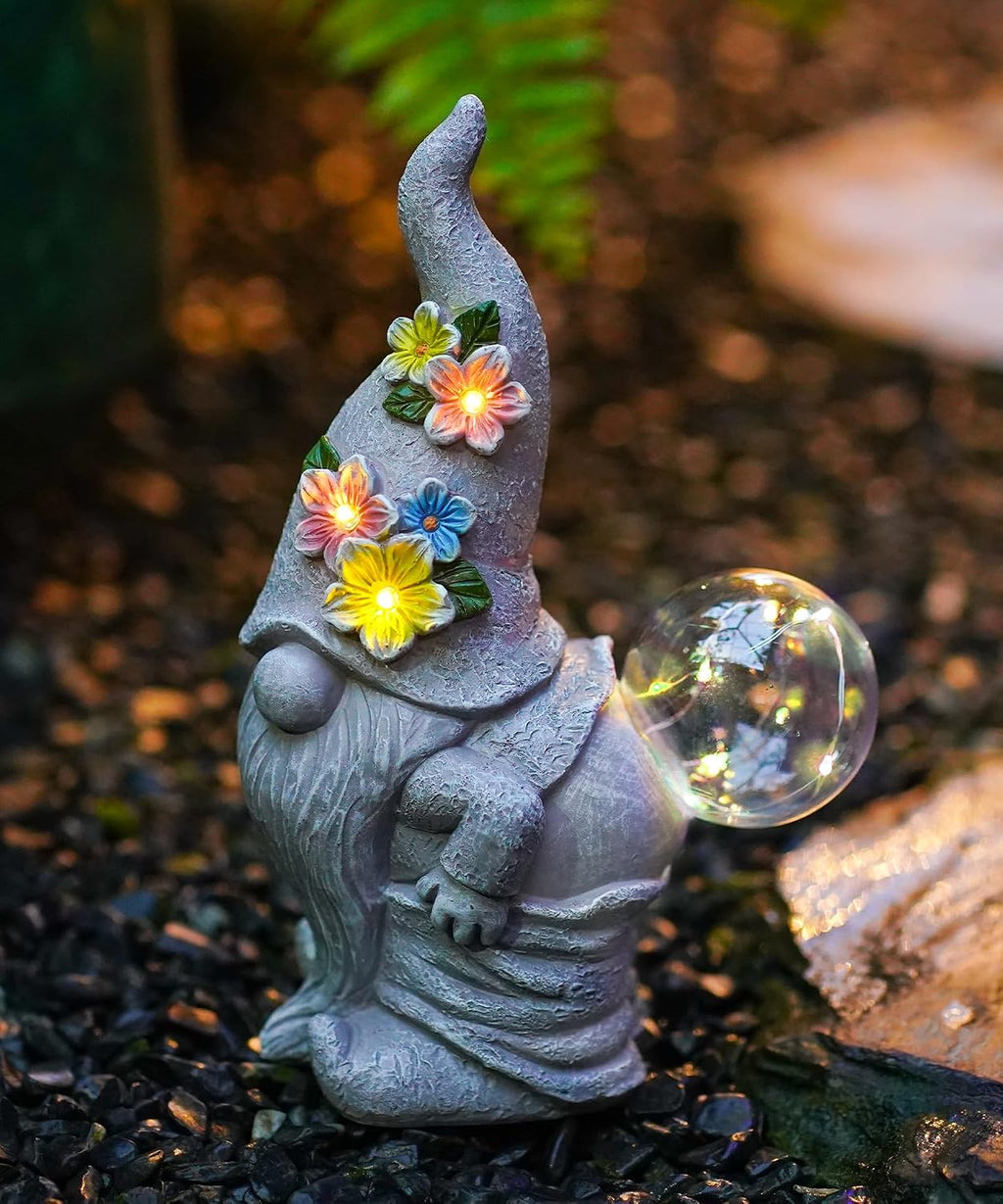 Solar Funny Garden Gnome Statue: Outdoor Lights Decorations