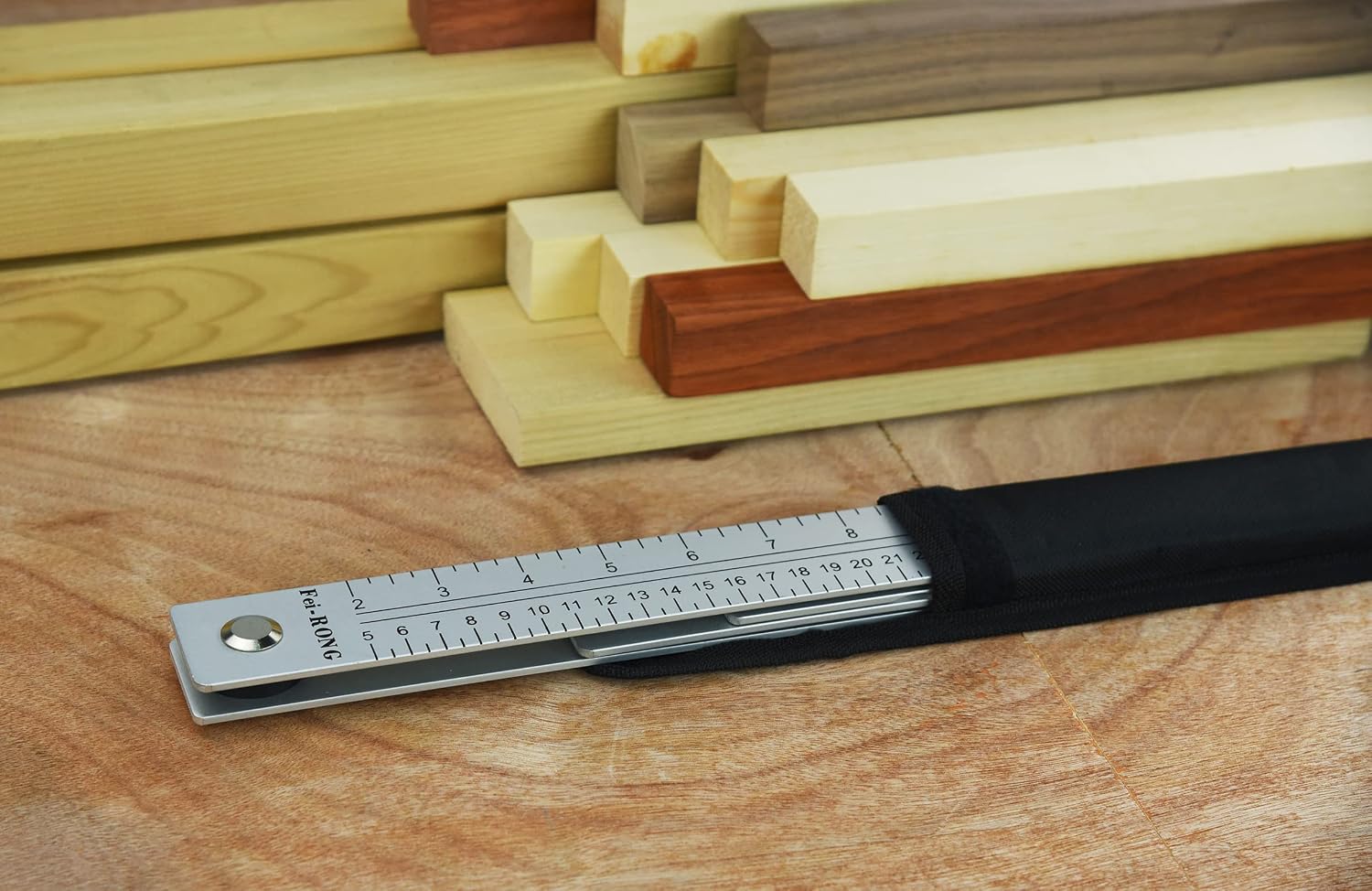 FEI-RONG 24 Folding Square - Aluminum & Carbon Steel Framing Square | 45-90 Degree Adjustable Angle Ruler for Roofing, Stair Work, Woodworking | Includes Carrying Case