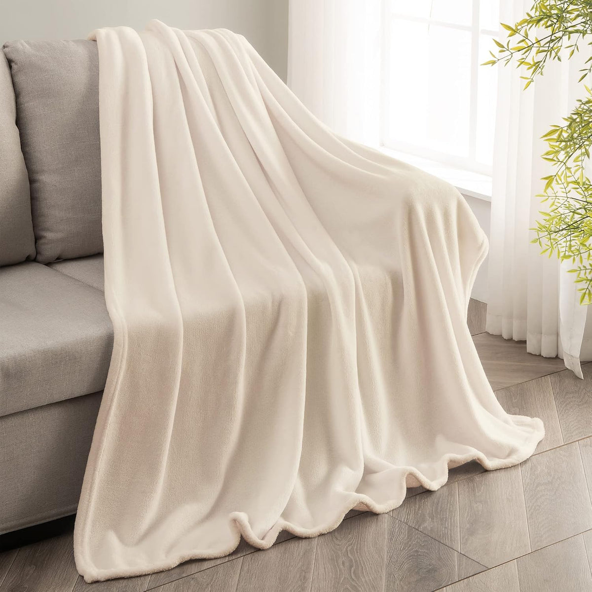 BEDELITE Fleece Blanket Soft Plush Throw for Couch Beige 50"x60"