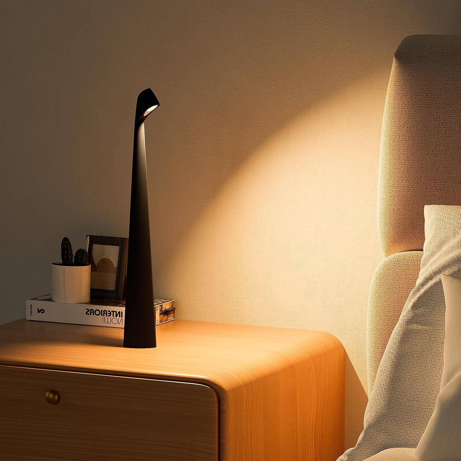 HAPYGI Cordless Rechargeable Reading Metal Table Lamp, 3-Level Brightness