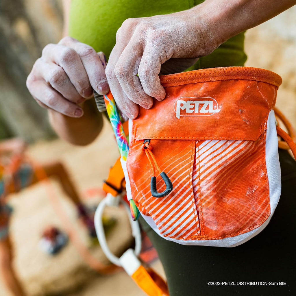 PETZL Power Crunch Rock Climbing Chalk