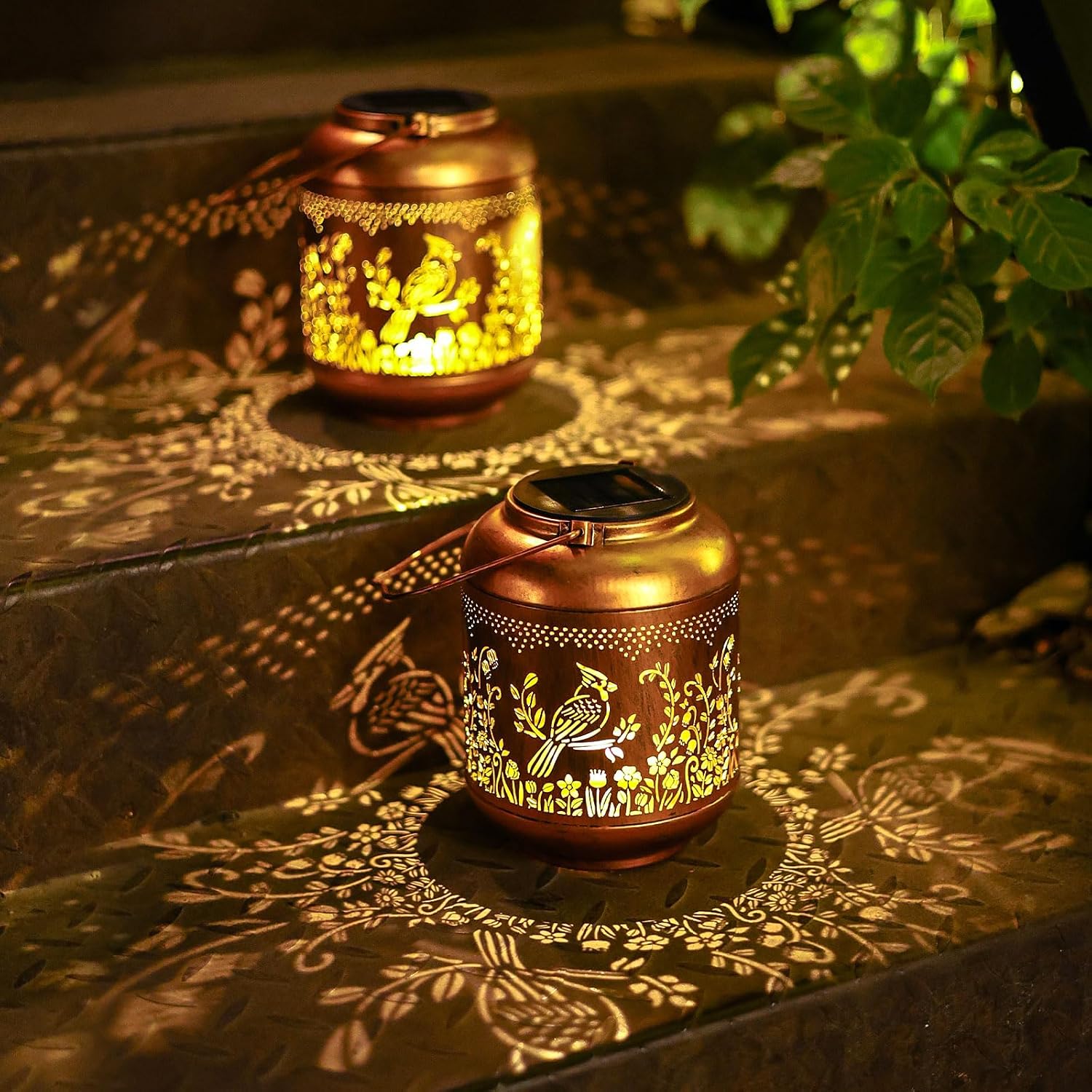 2Pack Cardinal Solar Lanterns Outdoor Hanging Waterproof Garden Decor Metal Solar Lantern Outside Decoration for Yard,Porch,Patio,Backyard, Pathway,Lawn,Birthday Gifts for Women Mom Grandma