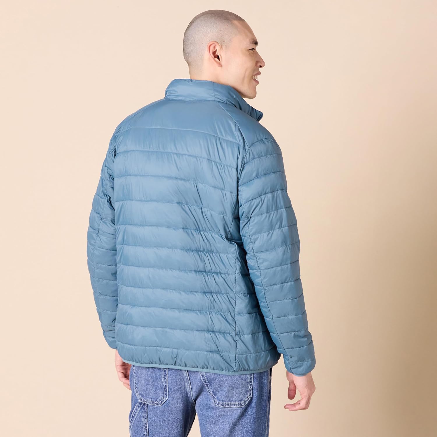 Amazon Essentials Men's Packable Lightweight Water-Resistant Puffer Jacket (Available in Big & Tall)