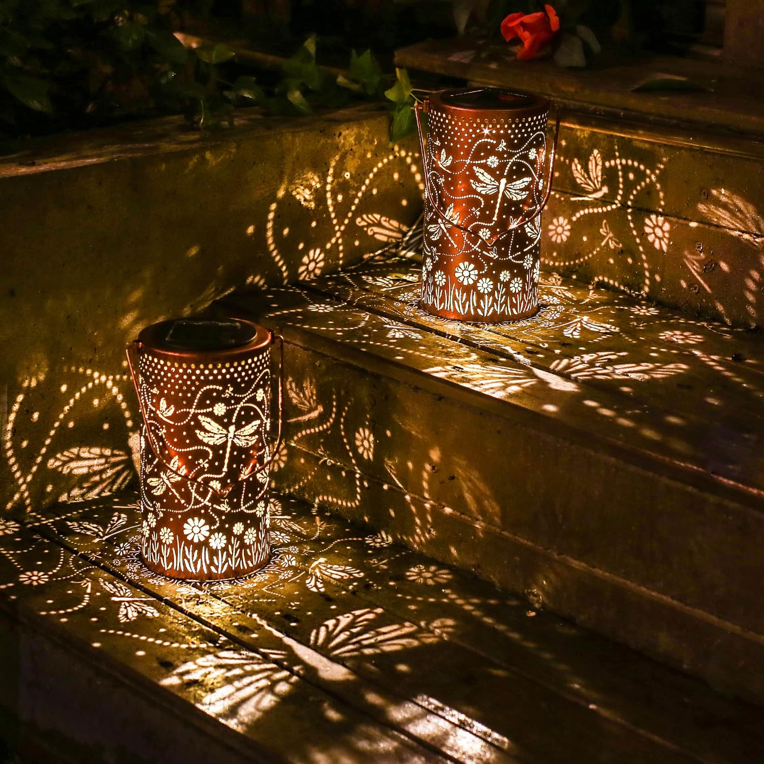 Dragonfly Solar Lanterns Outdoor Waterproof Hanging Solar Lights Dragonfly Gifts for Women Men Mom Metal Decorative LED Lanterns for Yard, Patio, Lawn, Pathway, Landscape, Garden Decor
