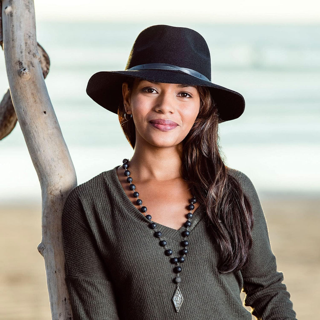 Wallaroo Hat Company Women’s Petite Aspen Fedora – UPF 50+ Sun Protection, 100% Wool Felt, Adjustable, Packable, Black, Small