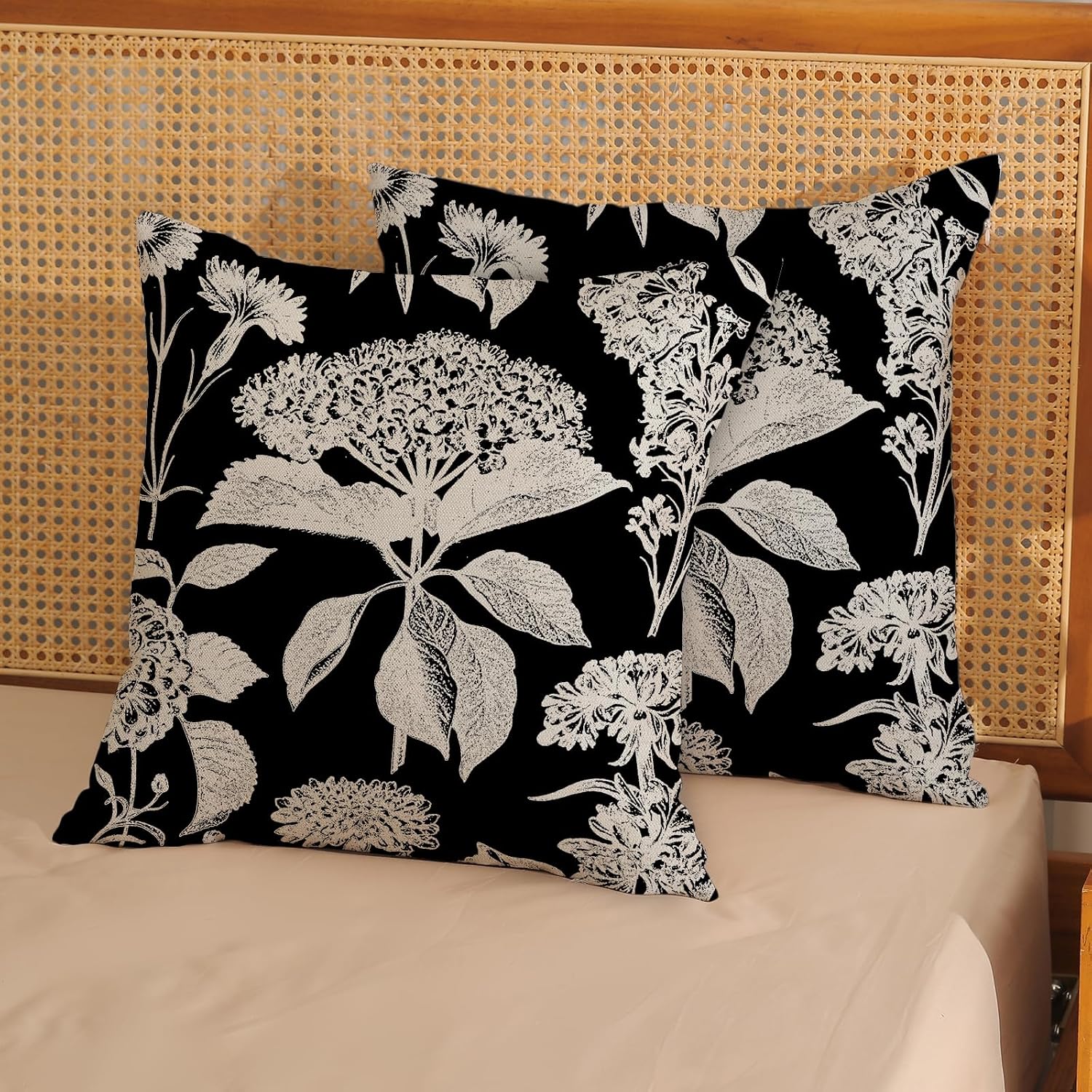 Vintage Floral Pillow Covers 18x18 Inch 2 Pcs Boho Black Hydrangea Flower Decor Throw Pillows Spring Summer Seasonal Outdoor Farmhouse Decoration Pillowcase Linen Cushion Cover for Couch