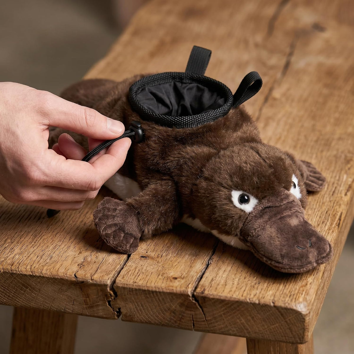 Platypus Climbing Chalk Bag, Cute Plush Animal Chalk Bag with Drawstring Closure & Adjustable Belt Loops, Chalk Bag for Rock Climbing Bouldering, Unique Climbing Gear Gift for Climbers