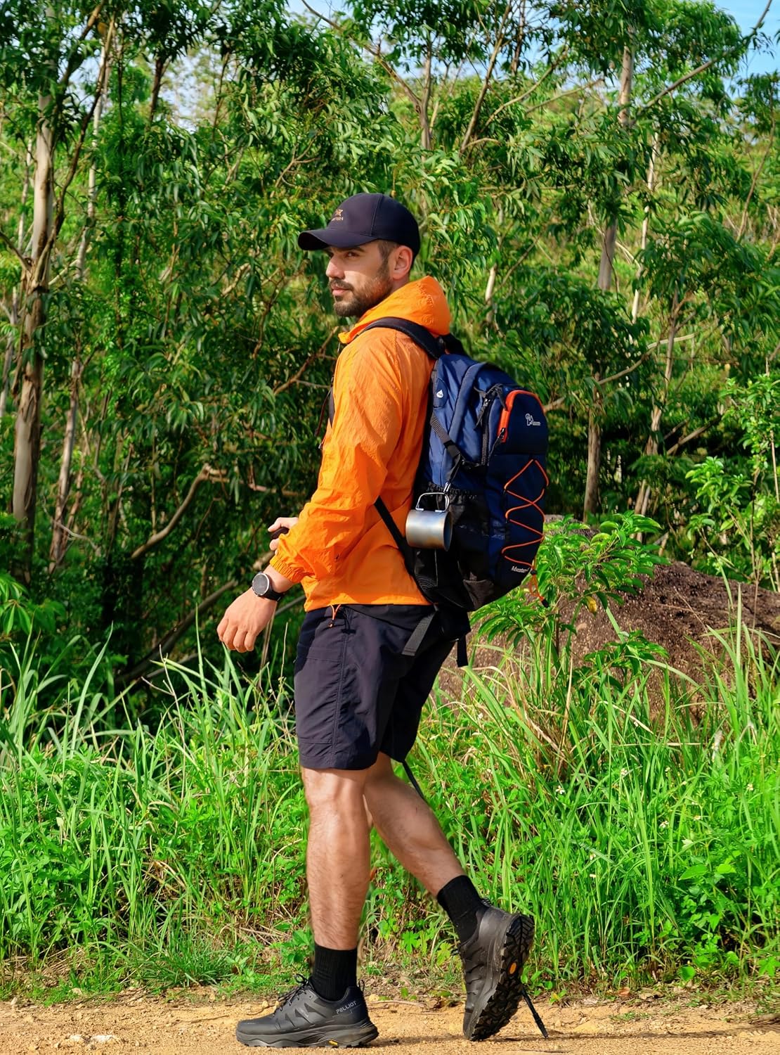 MOUNTAINTOP 25/30L Lightweight Hiking Backpack, Outdoor Daypack