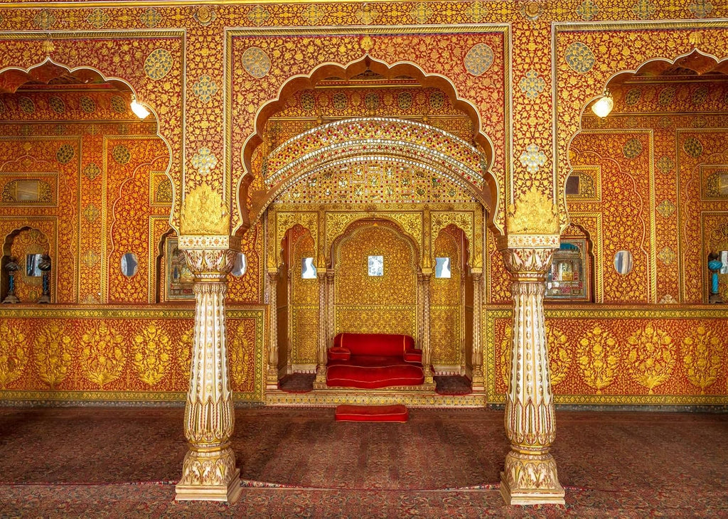 BELECO 7x5ft Fabric Indian Royal Palace Backdrop Interior Private Audience Hall in Anup Mahal and Maharaja Throne with Gold Carvings Photography Background for Travel Portrait Photo Studio Props