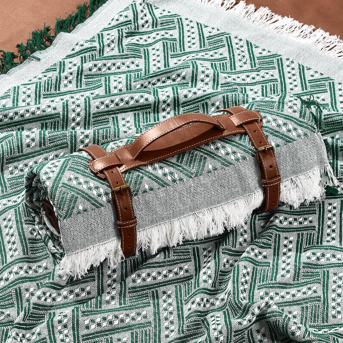 VitalCozy Waterproof Picnic Blankets 71×71 Inch Outdoor Blanket, Green