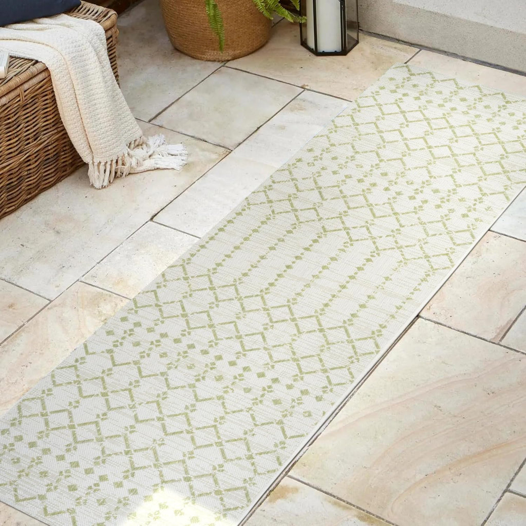 JONATHAN Y Moroccan Geometric Indoor Outdoor Runner Rug 2X8 Cream/Green, Ourika Textured Weave for Backyard, Patio, Porch, Easy-Cleaning, High Traffic, Pet-Friendly, Non-Shedding (SMB108M-28)