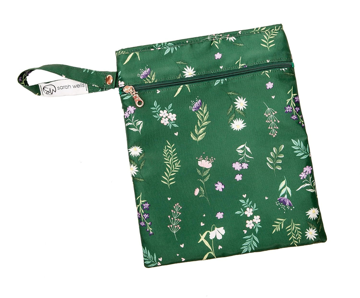 Sarah Wells Pumparoo Wet/Dry Bag with Staging Mat (Olive You)